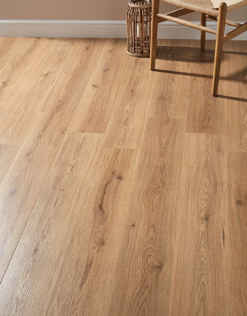 33cm brede Laminaat Natuur Eiken 8mm dik Zwaar woon gebruik - Afbeelding 5