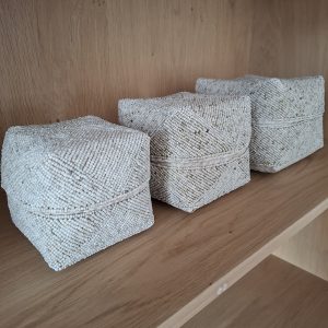 Handgemaakte kralendoos – beige