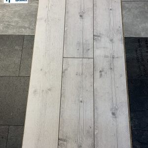 Laminaat Vintage Wit DK1073 8mm dik 4V-groev