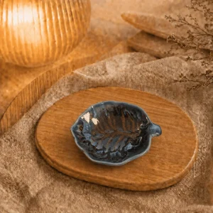 Bladvormig schaaltje bruin-blauw